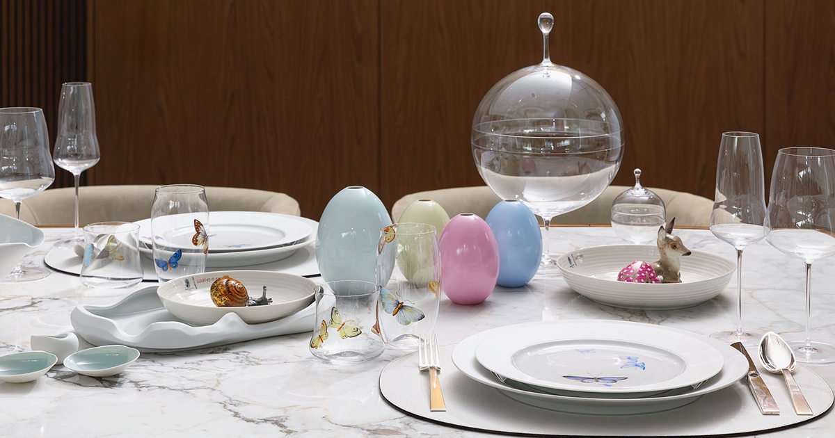 Nymphenburg dinnerware, <a href="https://mdmaison.com/brands/lobmeyr">Lobmeyr glassware</a><b> </b>and<b> </b><a href="https://mdmaison.com/brands/robbe-berking">Robbe & Berking flatware</a> — photo by MDMAISON