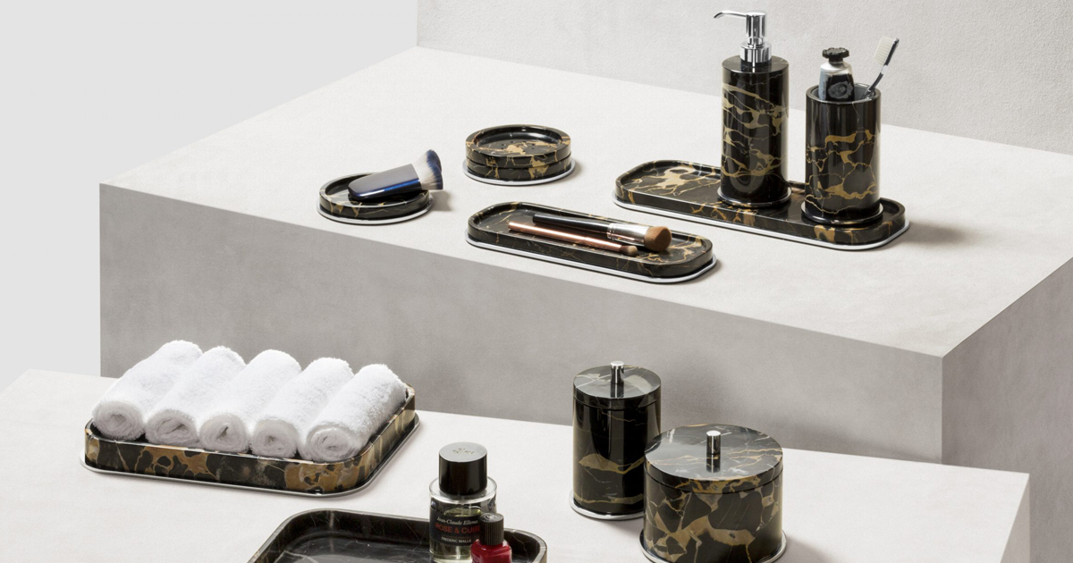 <b><a href="https://mdmaison.com/brands/giobagnara/positano-marble-bathroom-set">Giobagnara</b> Positano marble set</a>